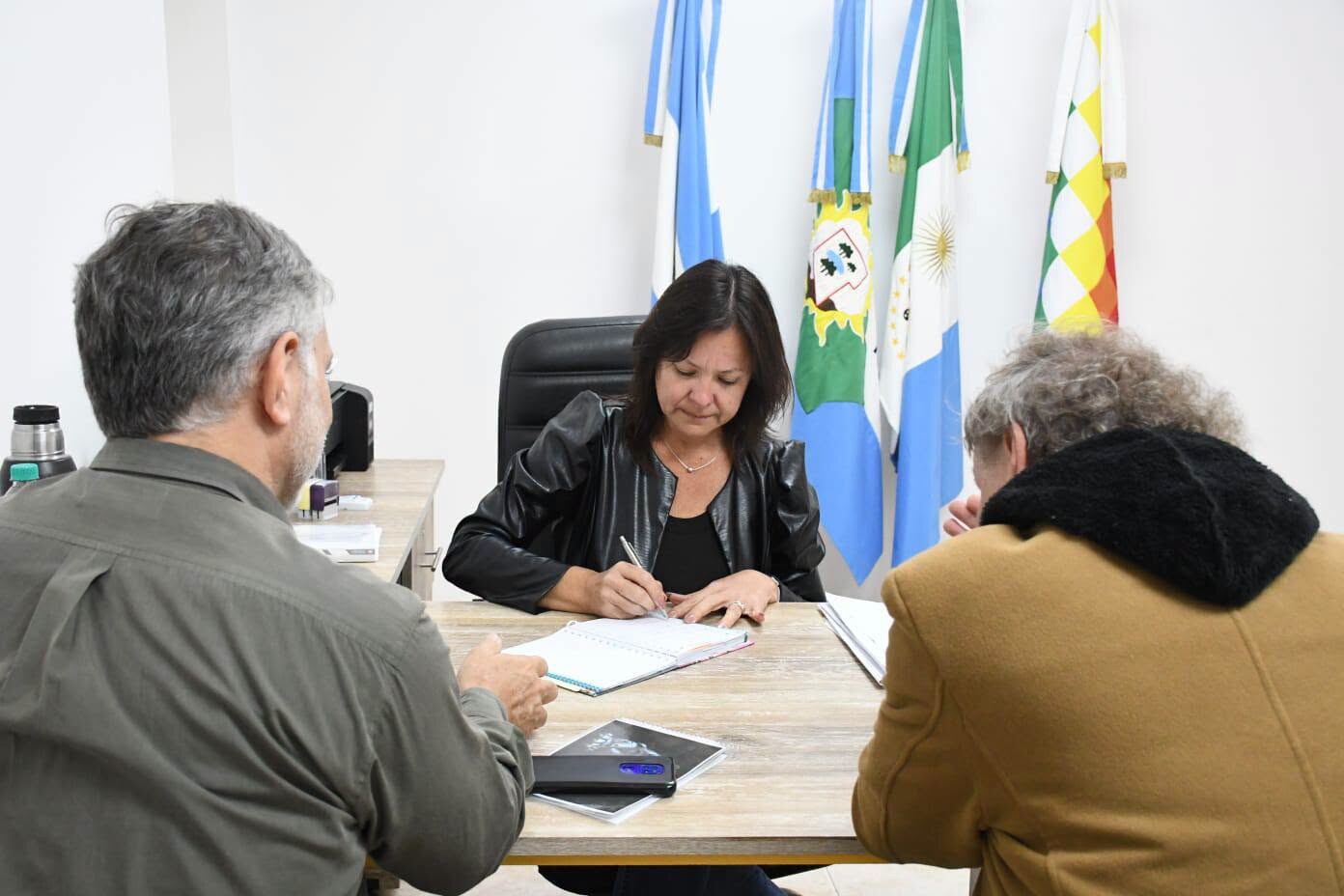 TRES ISLETAS: EL EJECUTIVO MUNICIPAL CONTINÚA COORDINANDO ACCIONES Y FORTALECIENDO VÍNCULOS INSTITUCIONALES