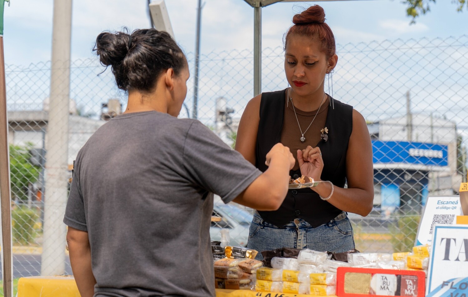 Mercado Activo: lista de compras en mano y a aprovechar