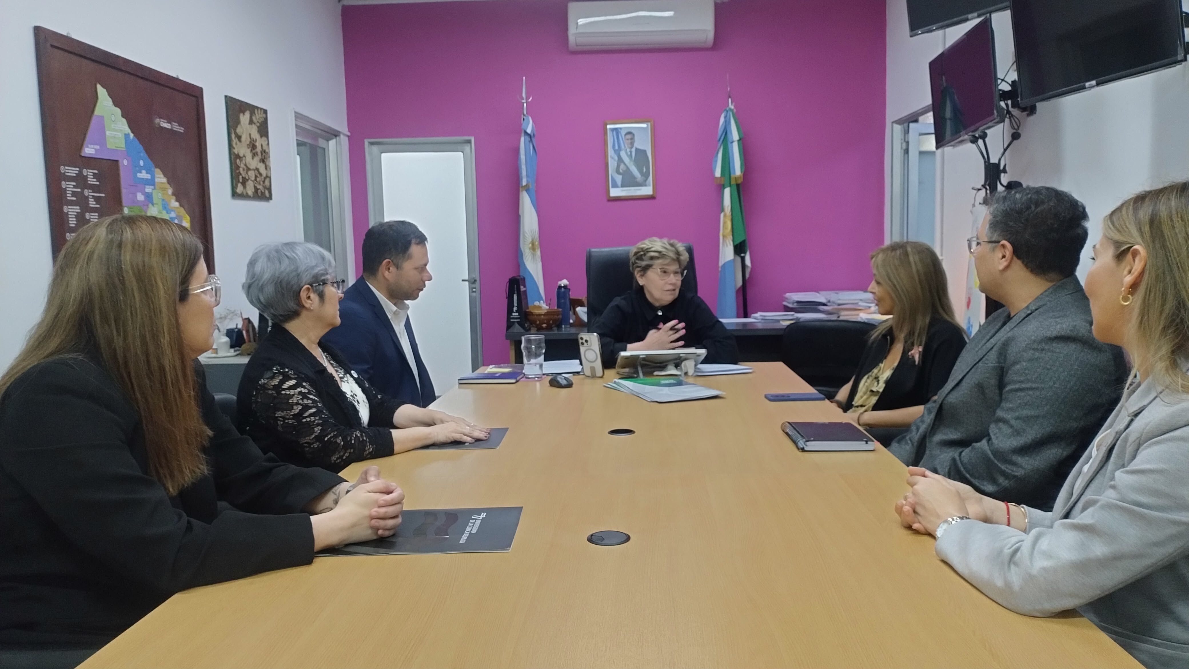 EDUCACIÓN Y LA UNIVERSIDAD DE LA CUENCA DEL PLATA FORTALECEN SU TRABAJO CONJUNTO