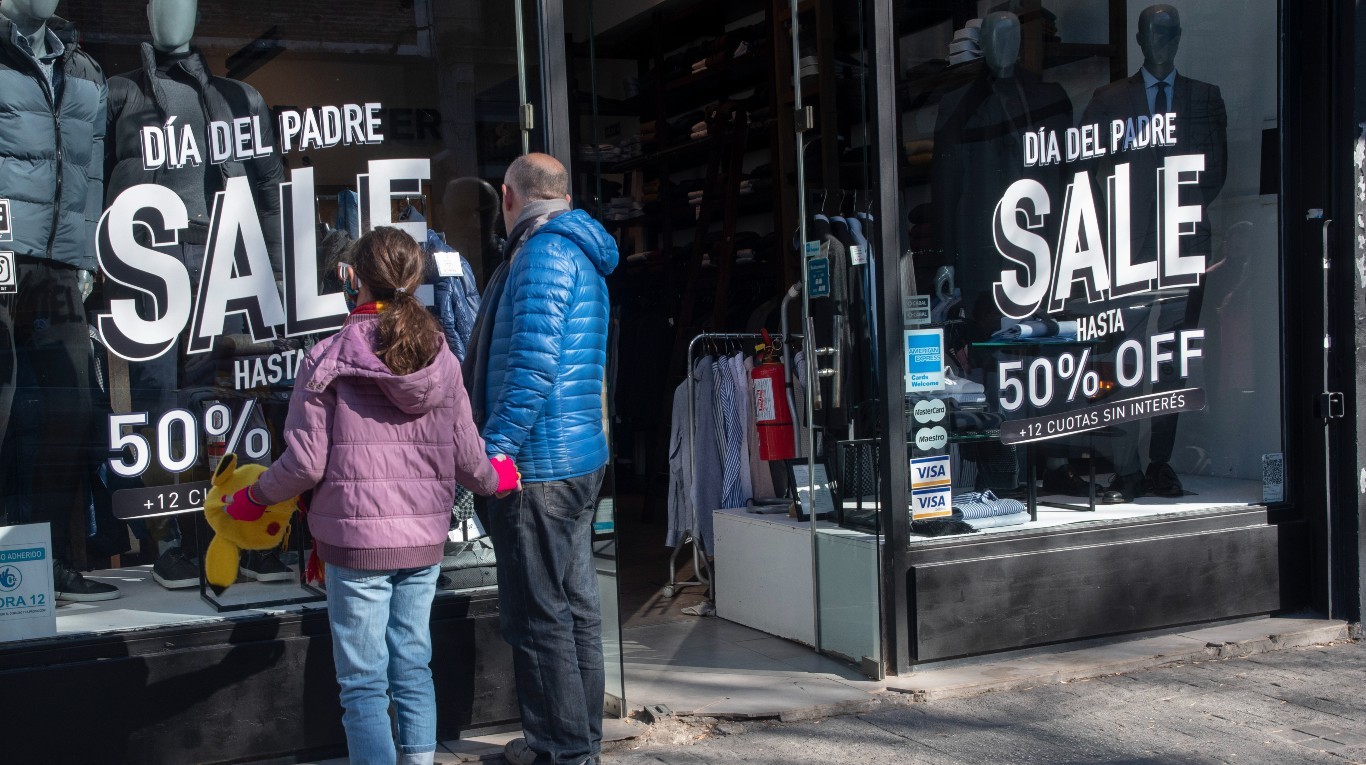 7JRGFRLPMNGYBECD5UPFYX7LFA.jpg Las ventas por el Día del Padre cayeron 1,7%