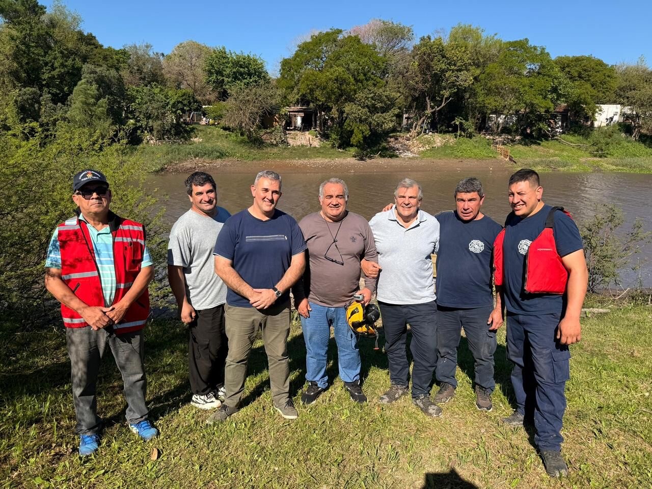 PREVENCIÓN Y RESPUESTA: BOMBEROS VOLUNTARIOS DE ISLA DEL CERRITO INCORPORARON UN HIDRODESLIZADOR