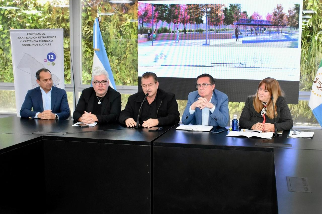 EL GOBIERNO PROVINCIAL PRESENTÓ EL PROGRAMA DE FORTALECIMIENTO ESTRATÉGICO PARA CENTROS URBANOS MUNICIPALES
