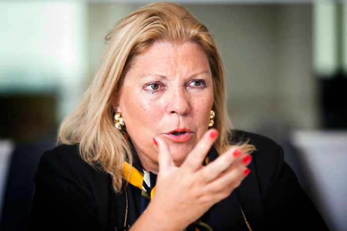 ¡LILITA CARRIÓ SACUDE EL INTERIOR!