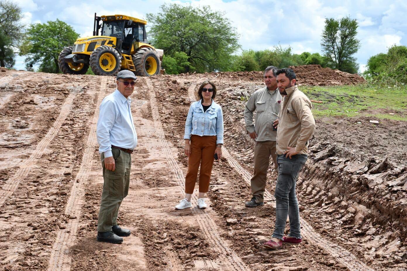 861605923_1663314835488646_8694400865261712186_n.jpg TRES ISLETAS: EL ÁREA DE PRODUCCIÓN CONTINÚA TRABAJANDO JUNTO AL SECTOR PRODUCTIVO, FORTALECIENDO EL DESARROLLO LOCAL