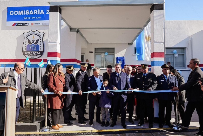889c9921c80ba557506b0825ff43c2c1_L.jpg En el aniversario de Jáchal, Orrego inauguró obras clave para la seguridad, el agua potable, la salud y la conectividad