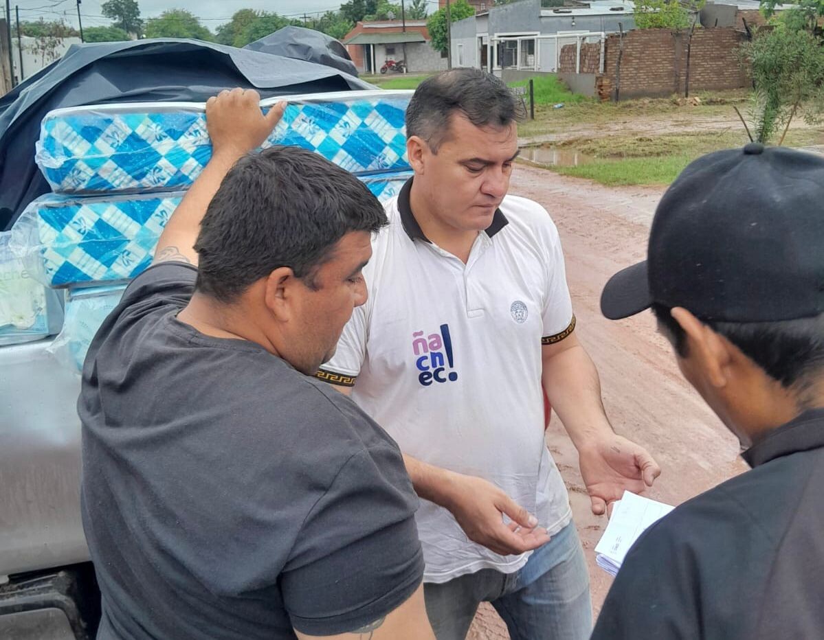 JUAN J. CASTELLI: EL GOBIERNO PROVINCIAL CONTINÚA LA ASISTENCIA A FAMILIAS AFECTADAS POR LAS LLUVIAS