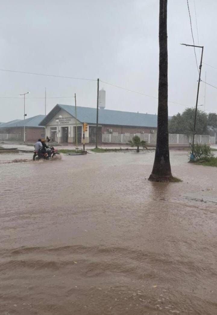 CASTELLI: CASTAGNO APUNTÓ CONTRA PÍO SANDER POR EL “ABANDONO” DE LA CIUDAD Y LA FALTA DE OBRAS HÍDRICAS