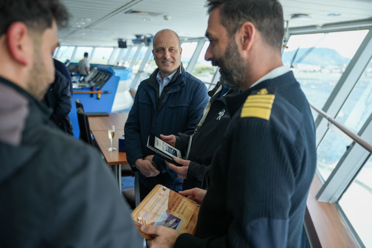 SEMANA HISTÓRICA DE CRUCEROS CON LA LLEGADA INAUGURAL DEL CELEBRITY EQUINOX Y UN MOVIMIENTO RÉCORD DE PASAJEROS SEMANA HISTÓRICA DE CRUCEROS CON LA LLEGADA INAUGURAL DEL CELEBRITY EQUINOX Y UN MOVIMIENTO RÉCORD DE PASAJEROS