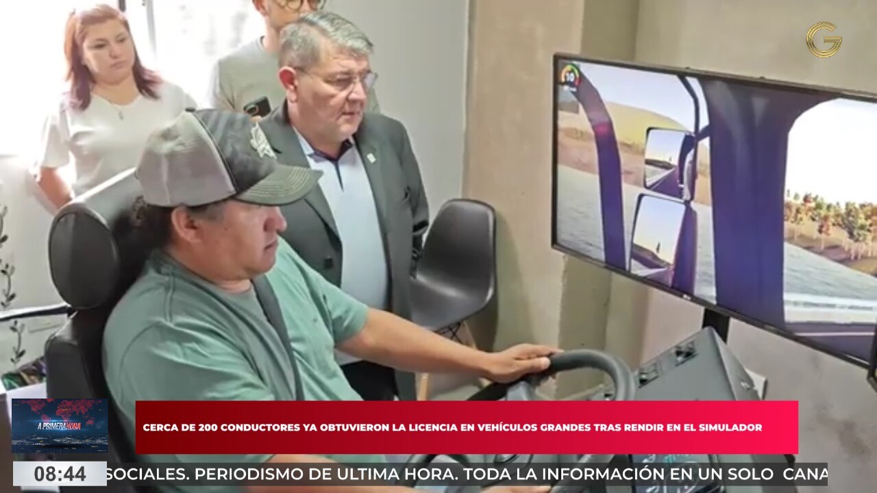 CERCA DE 200 CONDUCTORES YA OBTUVIERON LA LICENCIA PARA VEHÍCULOS GRANDES CON EL SIMULADOR DE MANEJO