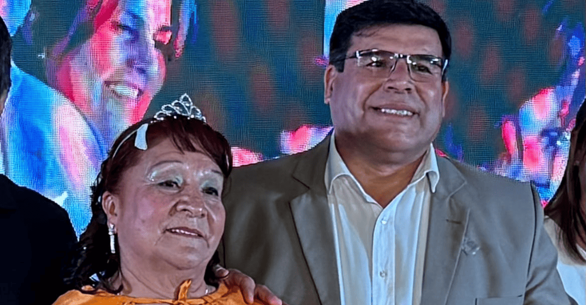 9 de Julio coronó a Angélica Ochova como Reina del Adulto Mayor.