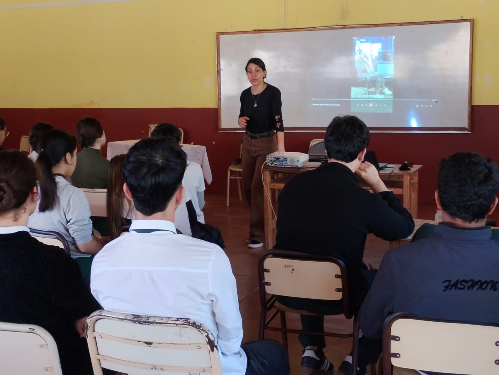 Mauricio Barrios destacó la importancia de prevenir la ludopatía digital desde las escuelas