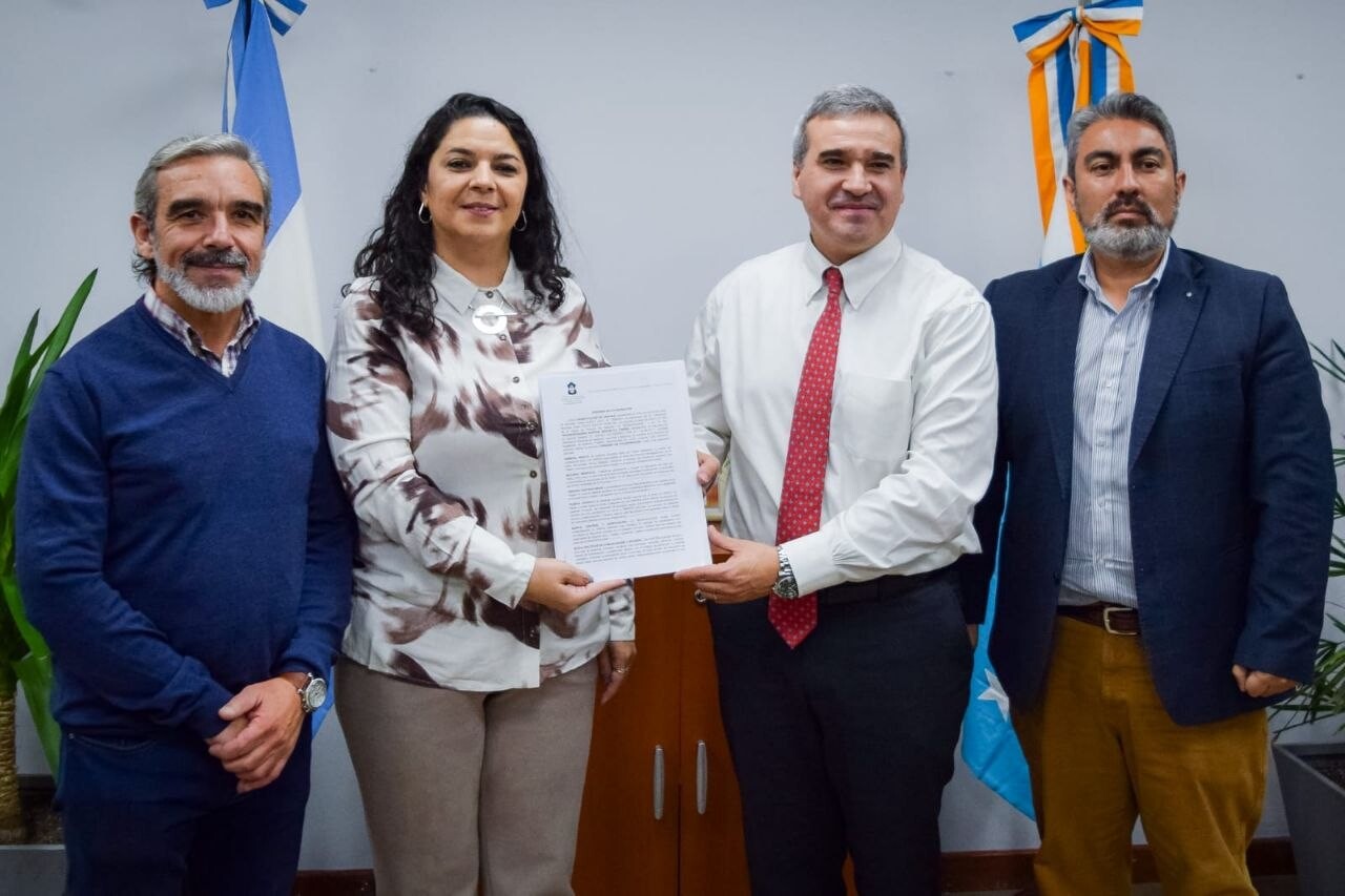 MUNICIPIO DE USHUAIA RENOVÓ EL ACUERDO CON TABSA Y SOSTIENE EL DESCUENTO DEL 10% PARA USUARIOS DE TARJETA +U EN EL CRUCE DEL ESTRECHO