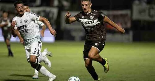 Sebastián Zunino para Central-Platense el lunes
