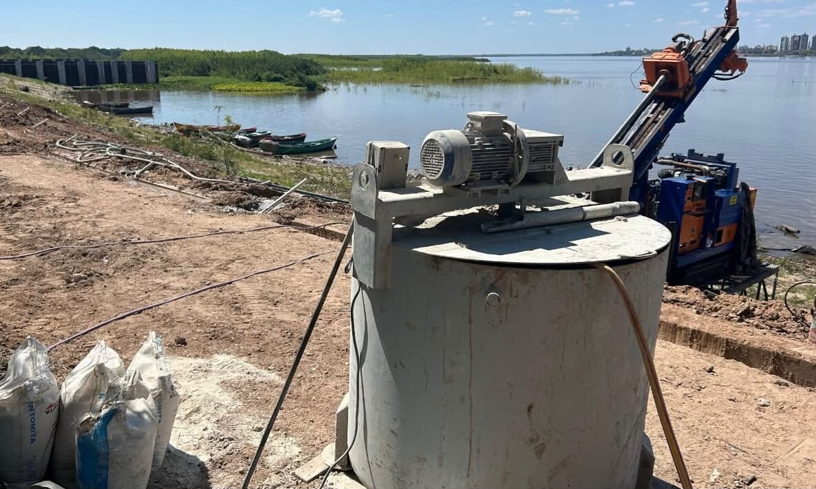 AVANZAN LAS OBRAS DE PROTECCIÓN DE LA COSTA EN SAN PEDRO PESCADOR Y PREVÉN FINALIZARLAS EN DOS MESES