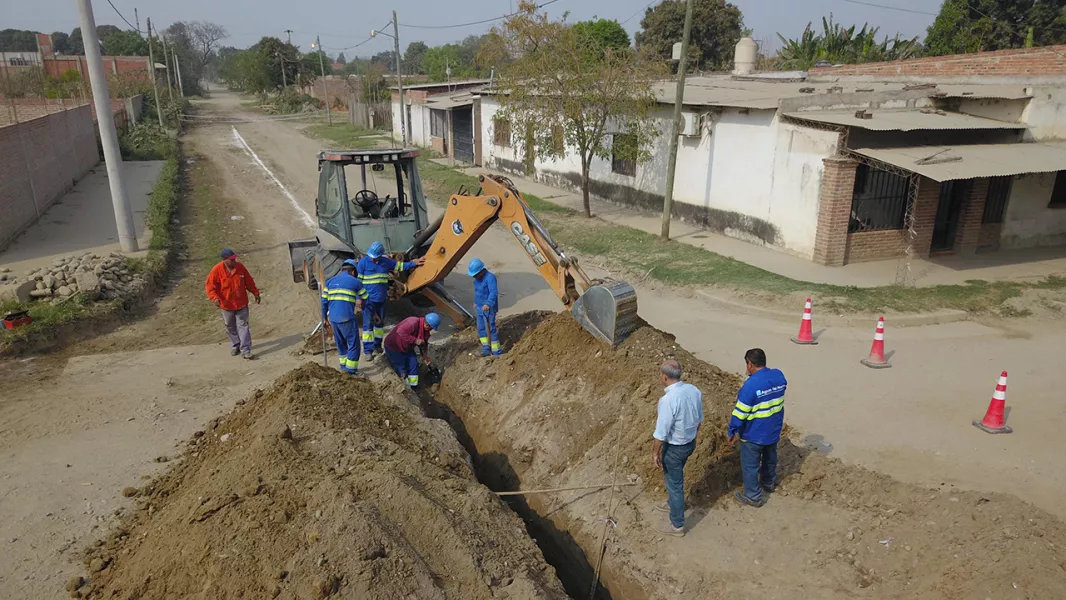 98627-avanza-una-importante-obra-de-recambio-y-ampliacion-de-colectora-cloacal-en-oran.webp Avanza una importante obra de recambio y ampliación de colectora cloacal en Orán