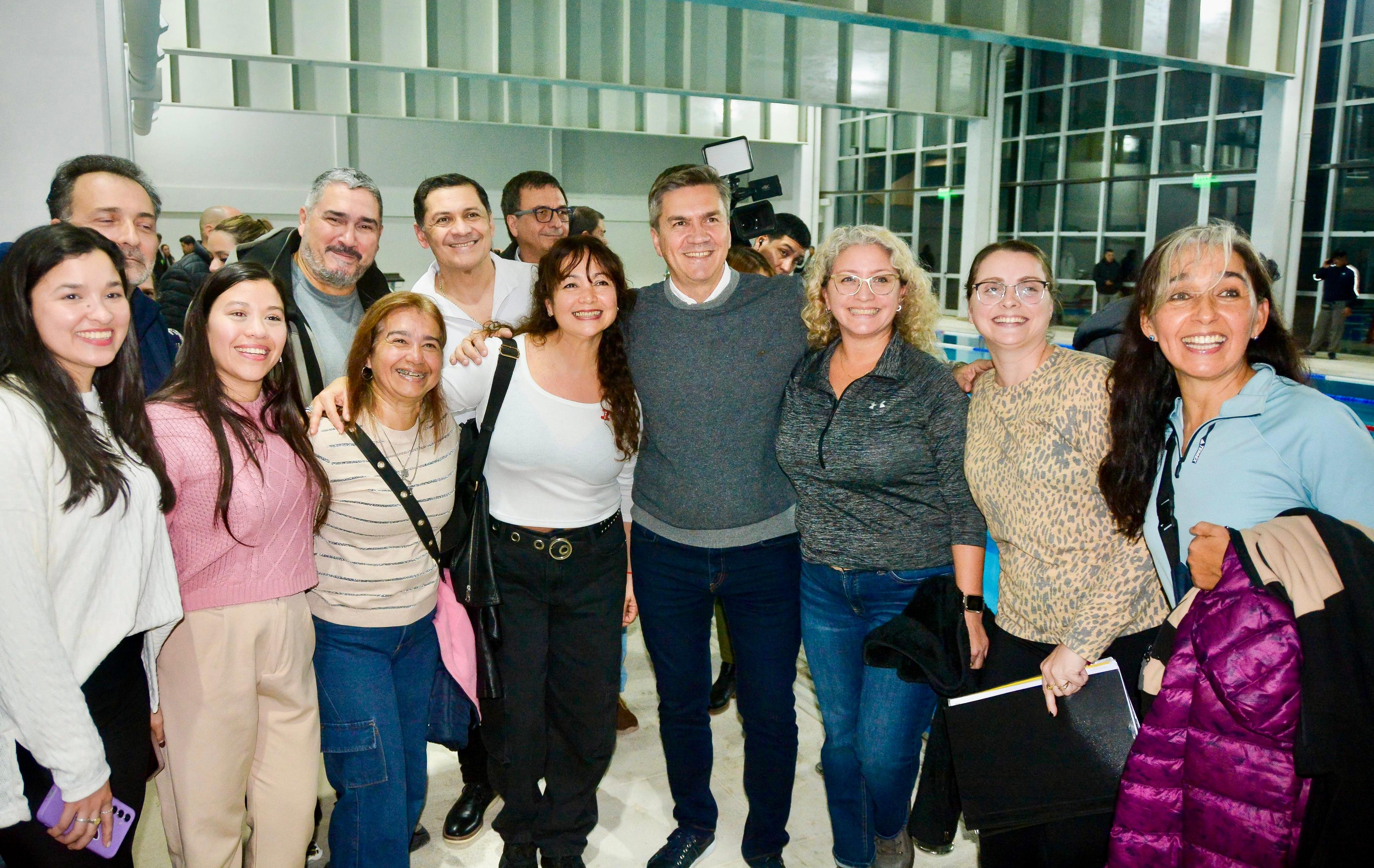 REFACCIONES Y AMPLIACIONES EN EL CEF 1- I.E.S.E.F: EL GOBERNADOR ZDERO HABILITÓ LA PILETA CLIMATIZADA DEL INSTITUTO