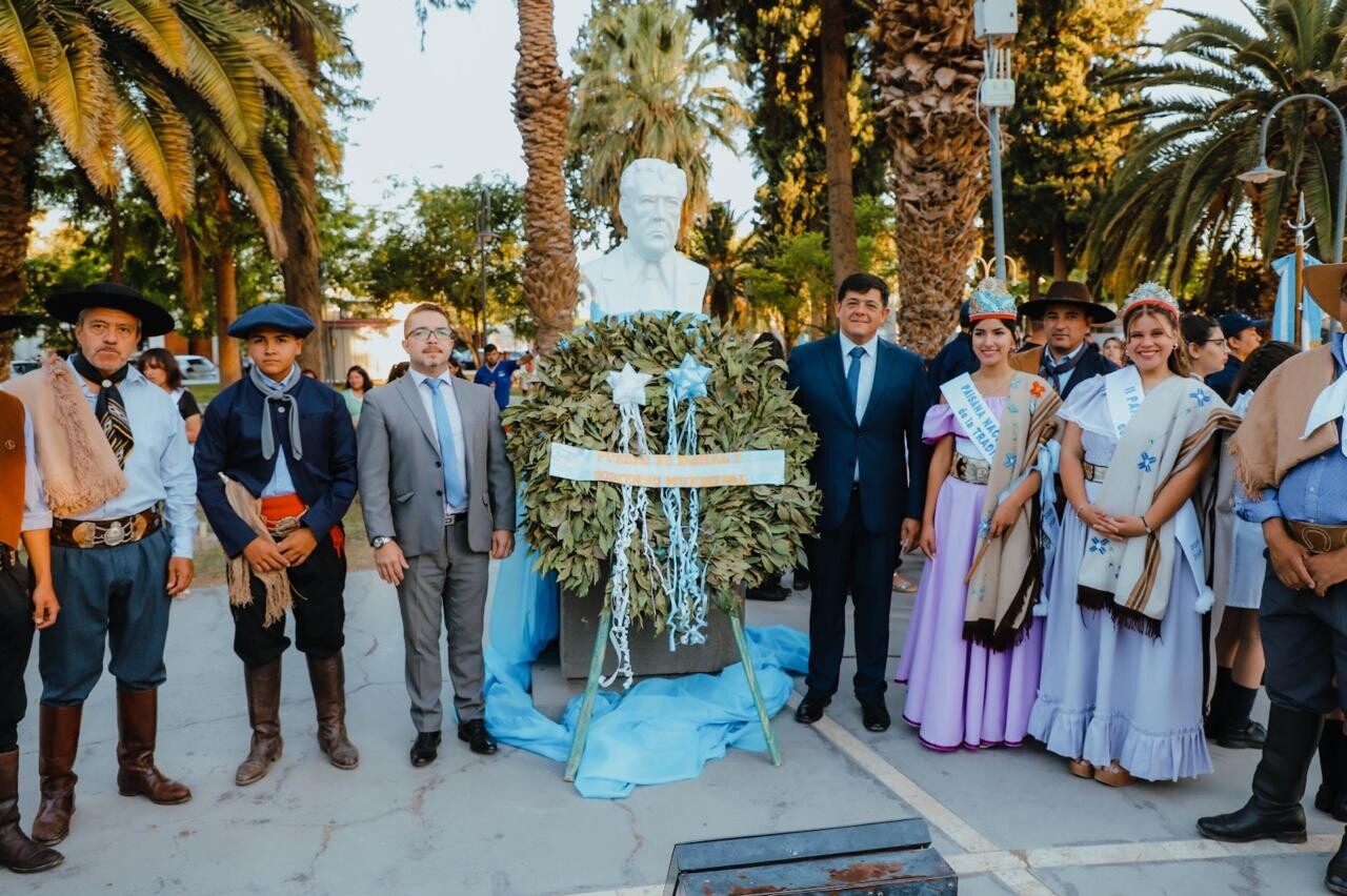 JÁCHAL: el municipio llevó adelante un acto protocolar en homenaje a José Hernández