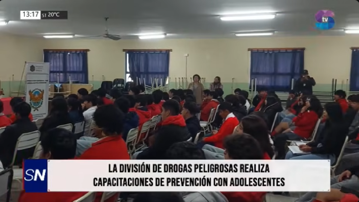 ALUMNOS EET.png ALUMNOS EET.png