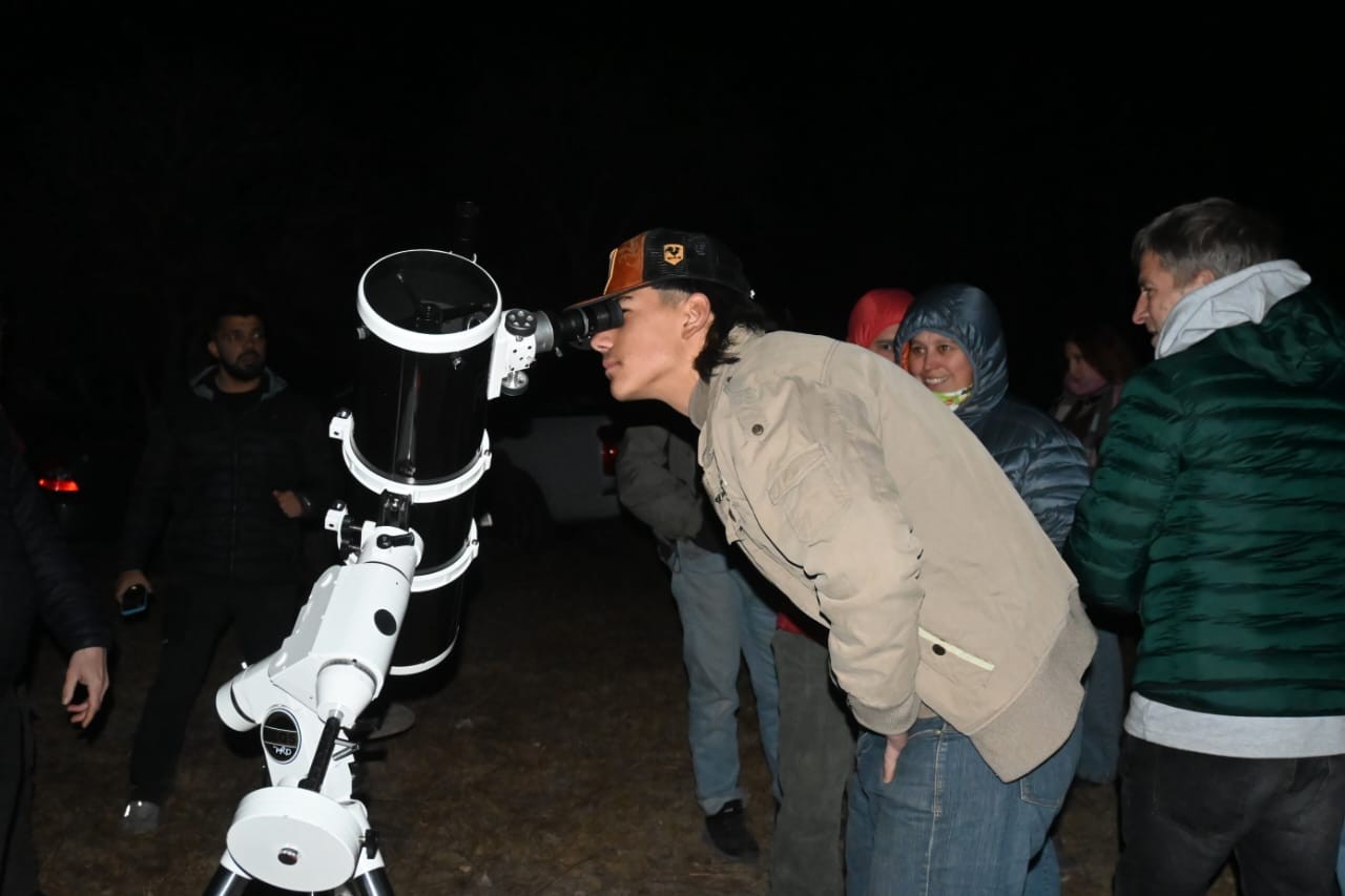 ASTROTURISMO-IGLESIA-1.jpg