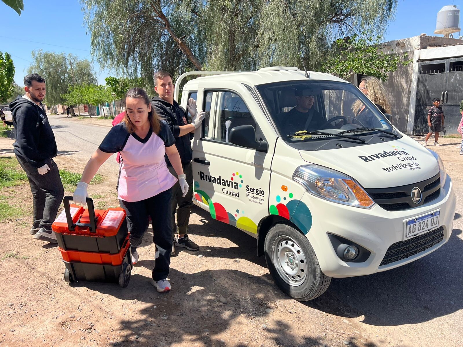RIVADAVIA: brindó asistencia integral a una familia de La Bebida afectada por un incendio