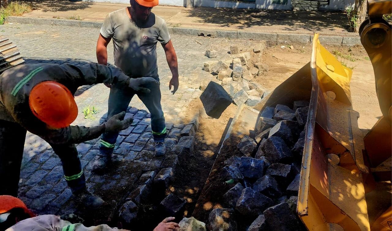 El Municipio de Tandil preservará y reutilizará los adoquines retirados de la calle Sarmiento