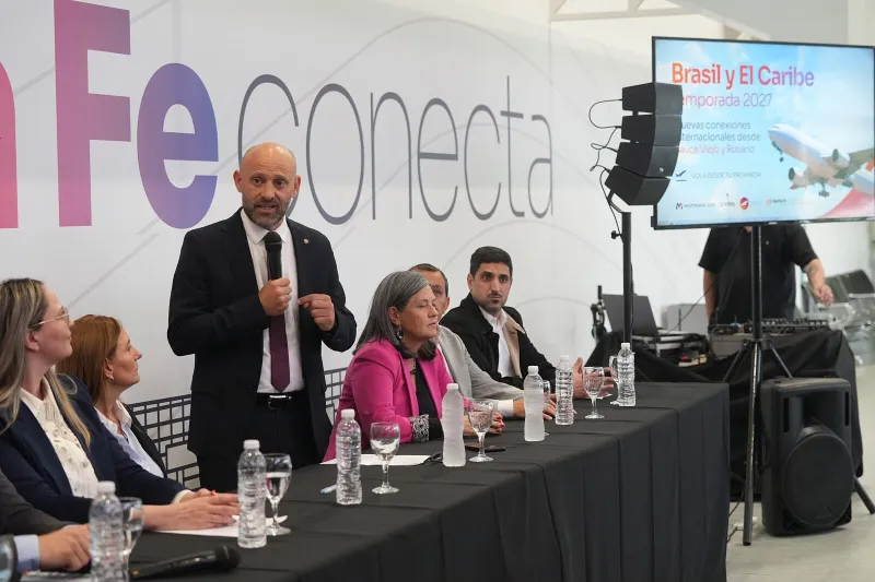Los aeropuertos de Sauce Viejo y Rosario suman conexiones internacionales