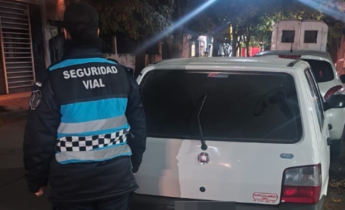 Auto Metán.jpeg Auto Metán.jpeg