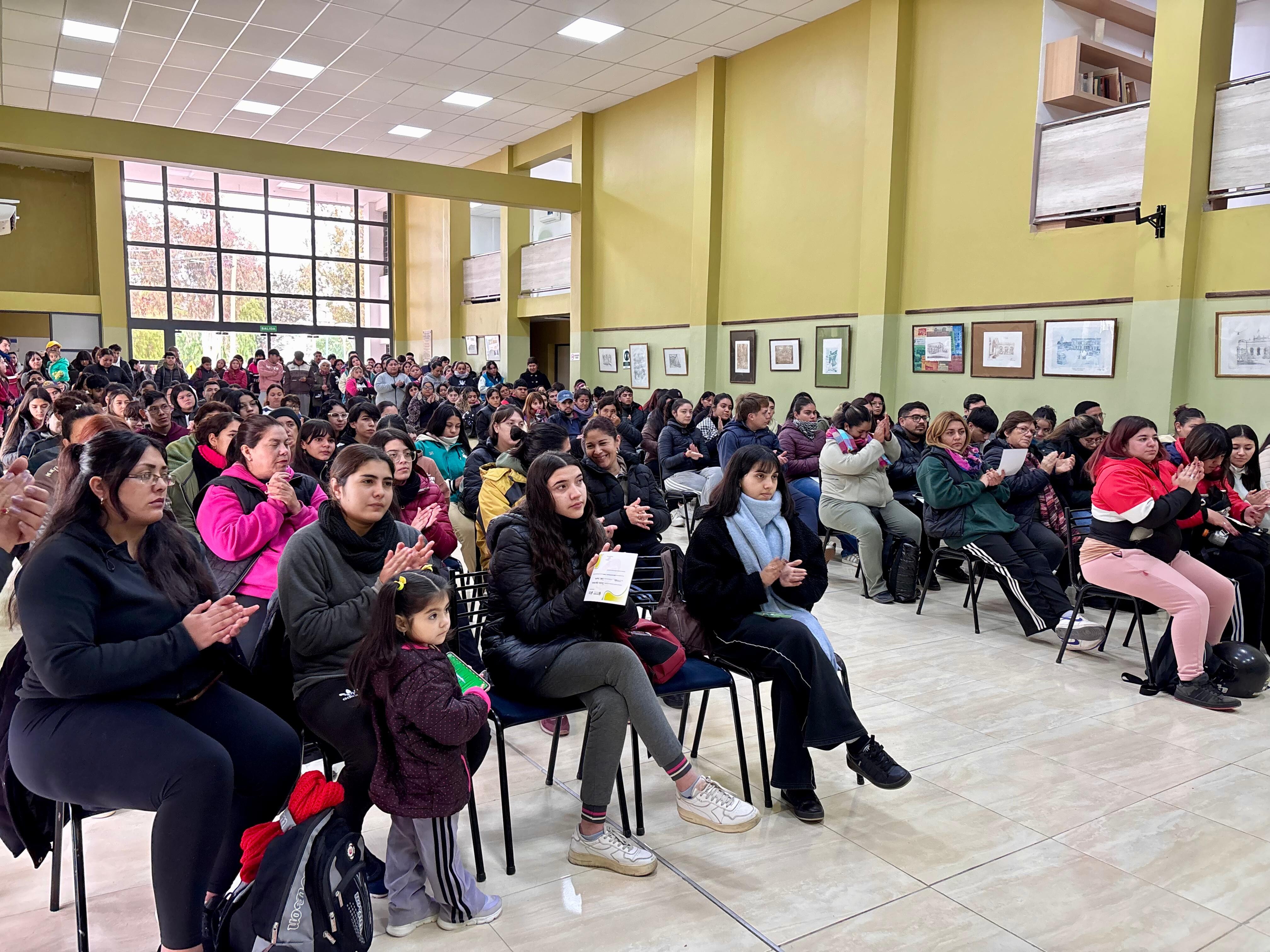BECAS-FOTOCOPIA-2.jpeg