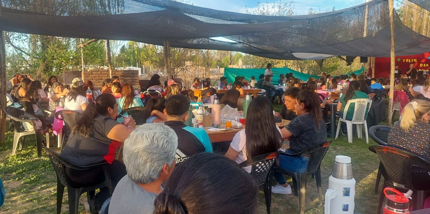 IGLESIA: homenaje a las madres en Bella Vista