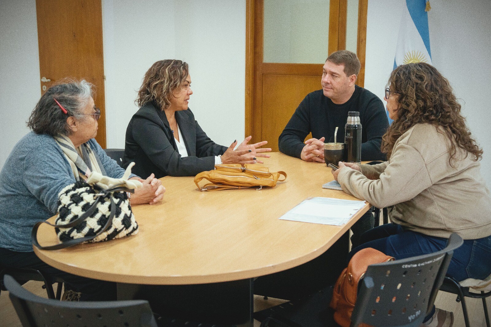 Rawson: Asociación Manos Unidas presentó un proyecto para crear un espacio de formación en construcción destinado a mujeres