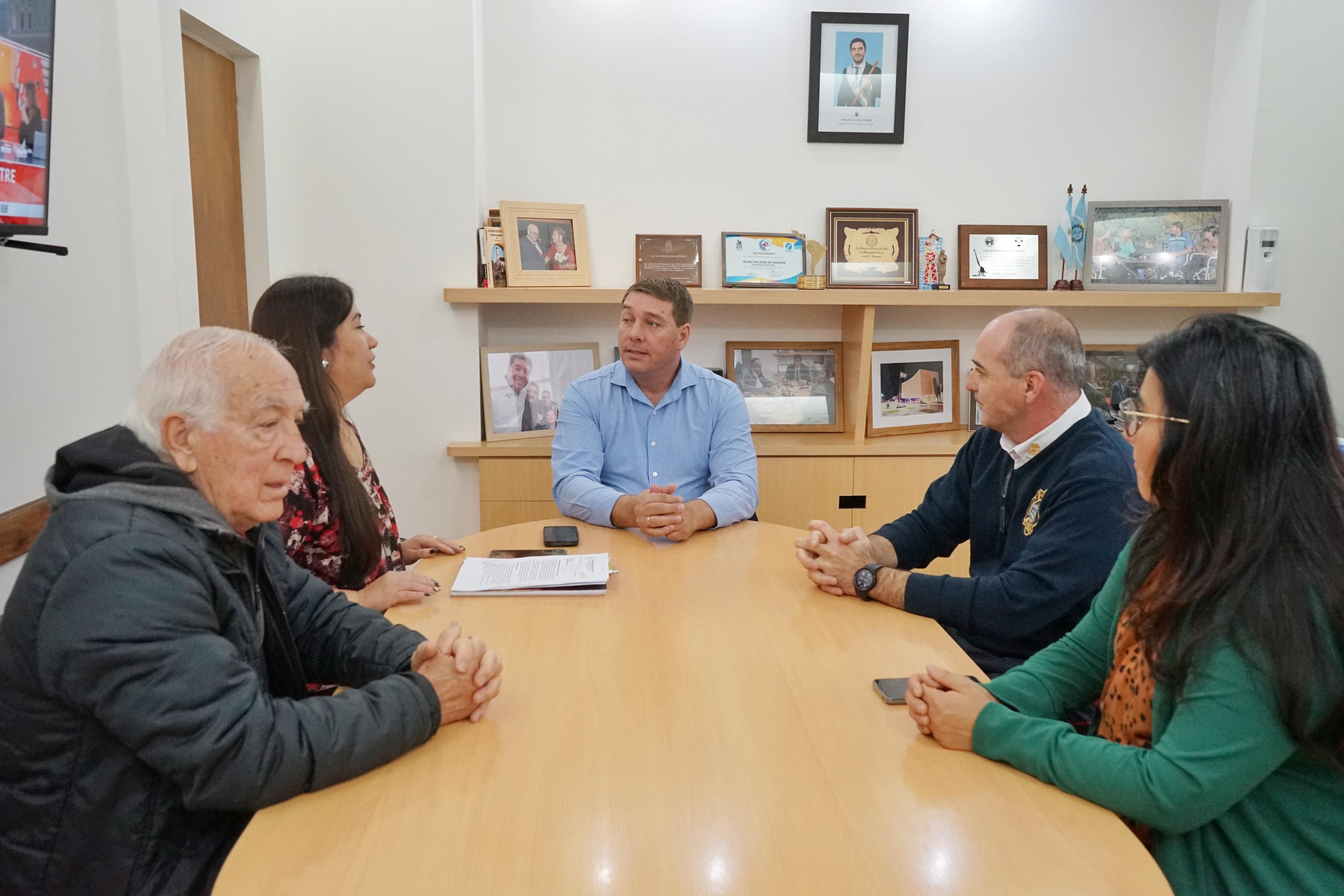 Municipio y Bomberos de Rawson analizan un proyecto para implementar un nuevo modelo de financiamiento
