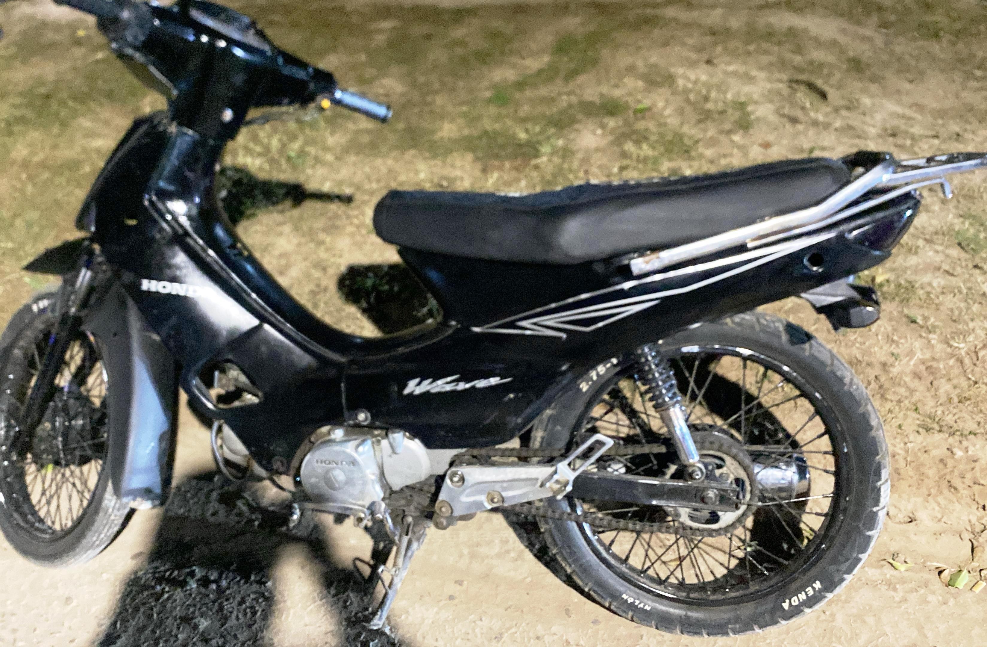 Bacheo.jpg Sacaron de circulación a un motociclista que realizaba maniobras peligrosas