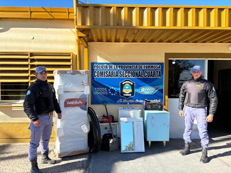 Bacheo.jpg Barrio Lisbel Rivira: Detuvieron a cuatro personas y recuperaron objetos de valor