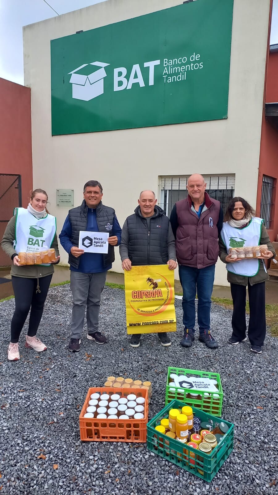 La Mesa Apícola Tandil realizó una donación al Banco de Alimentos