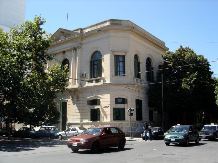 Becas.jpg
