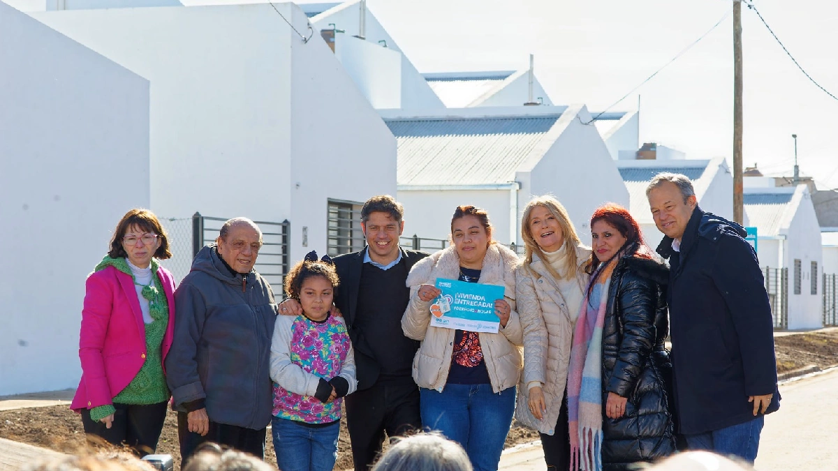 Berazategui: Kicillof y Mussi entregaron 110 viviendas en Kennedy Norte