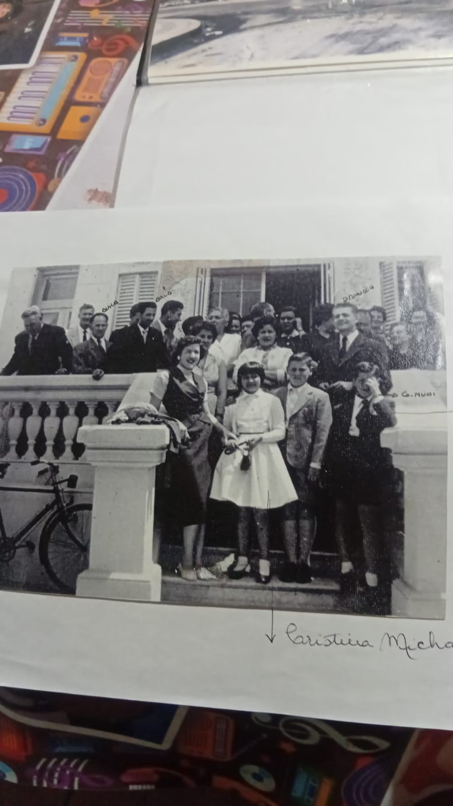 Betty Muni flia 1955.jpg