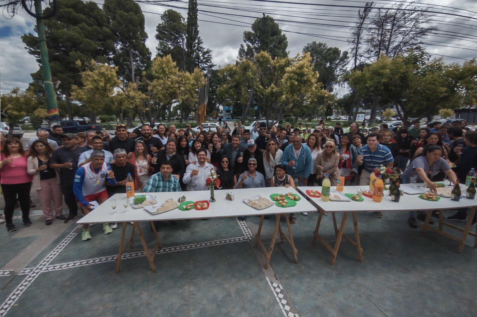 Biss compartió un brindis de fin de año con los empleados municipales de Rawson