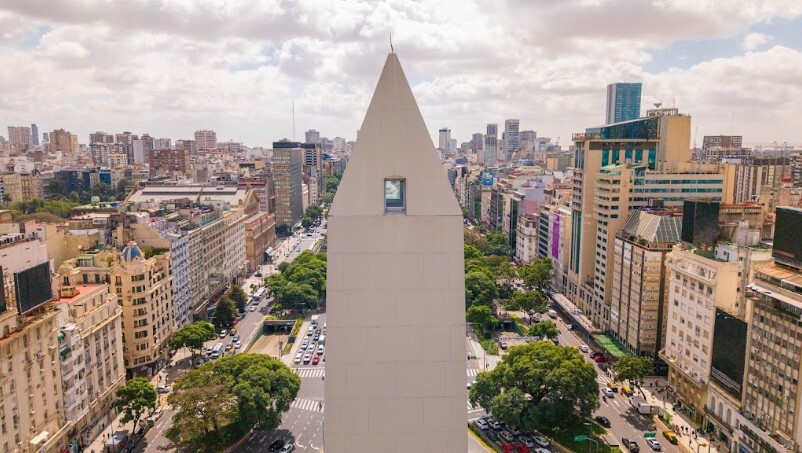 Obelisco: 90 años, oportunidad turística