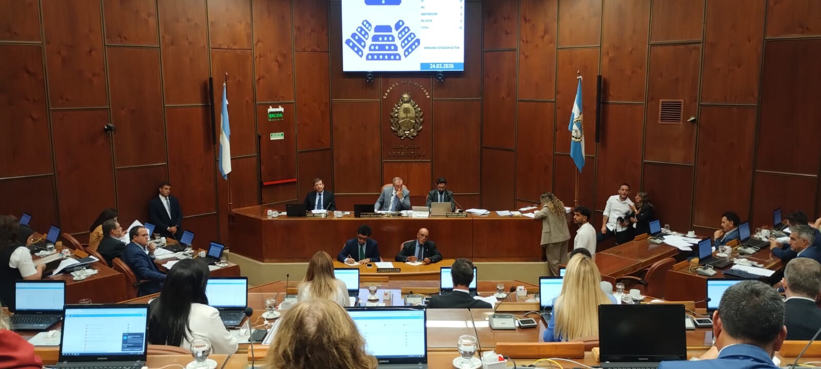 CÁMARA-2.jpeg