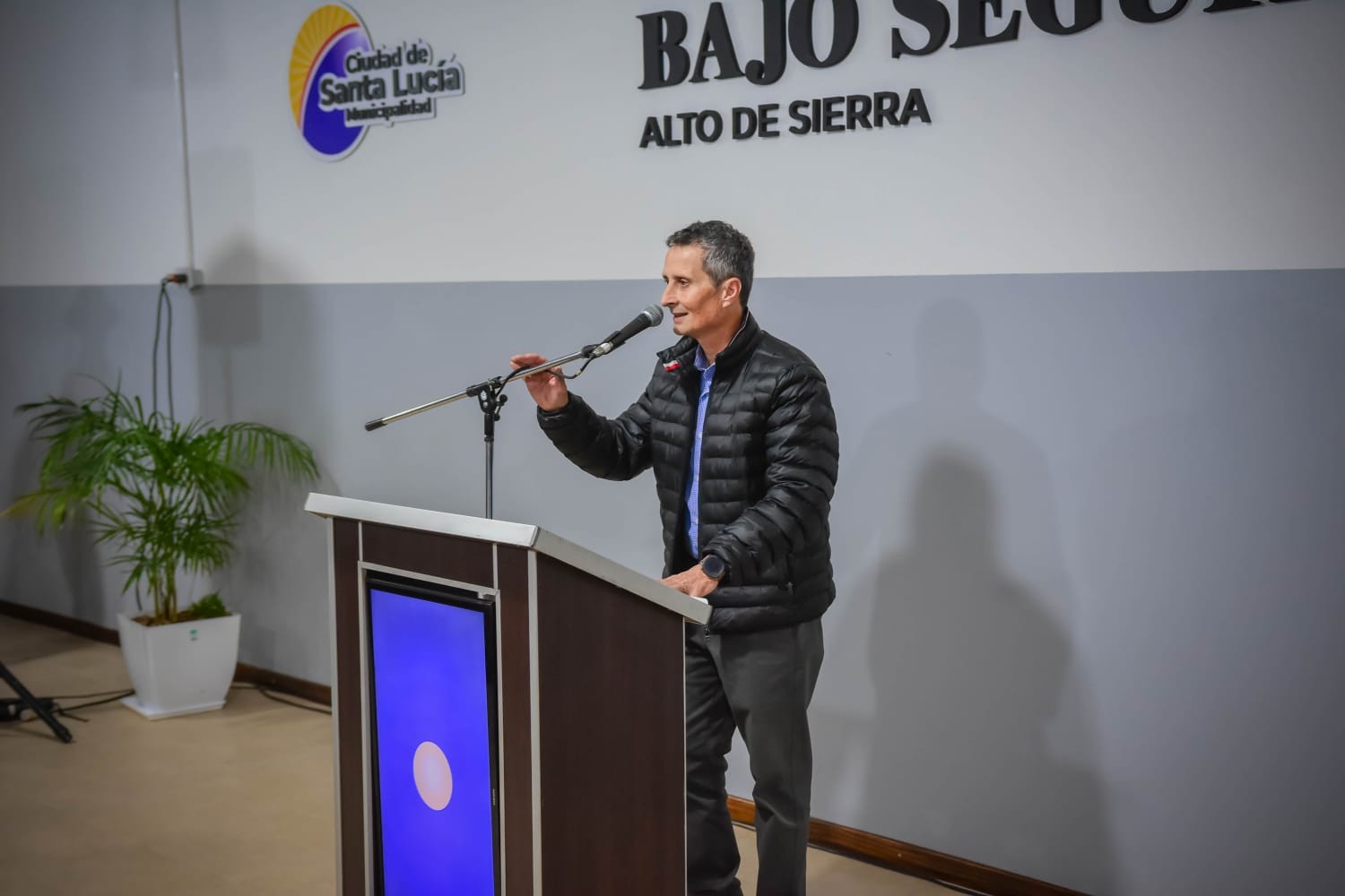 CARLOS-PLATERO-BAJO-SEGURA.jpeg