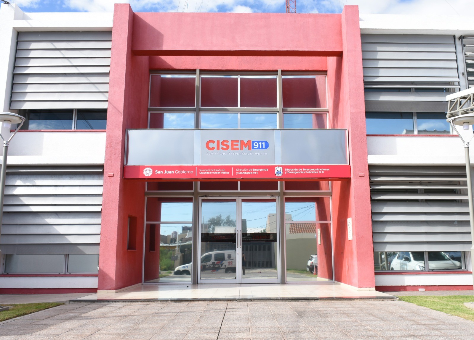 Cambio de imagen del Centro Integral de Seguridad y Emergencias 911