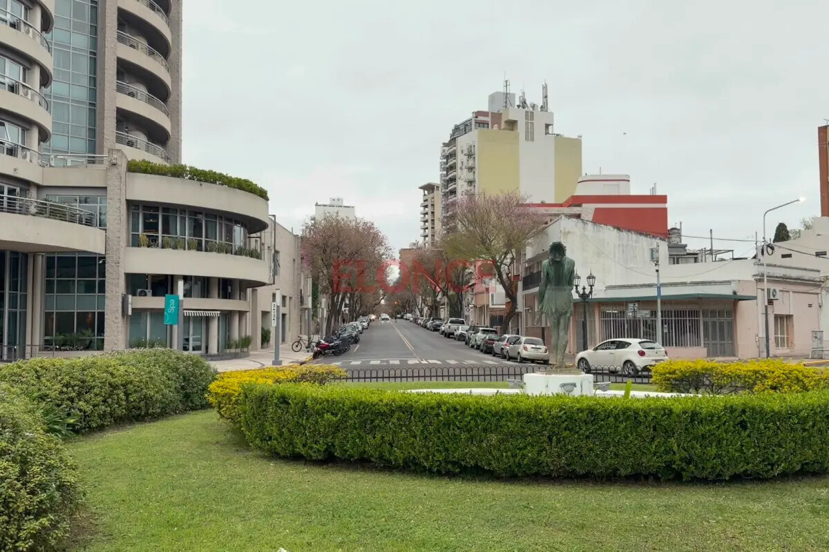 CLIMA PARANA NUBLADO AV PARQUE HOTEL.jpg Cesó la alerta por tormentas en Entre Ríos: cuándo mejoraría el tiempo