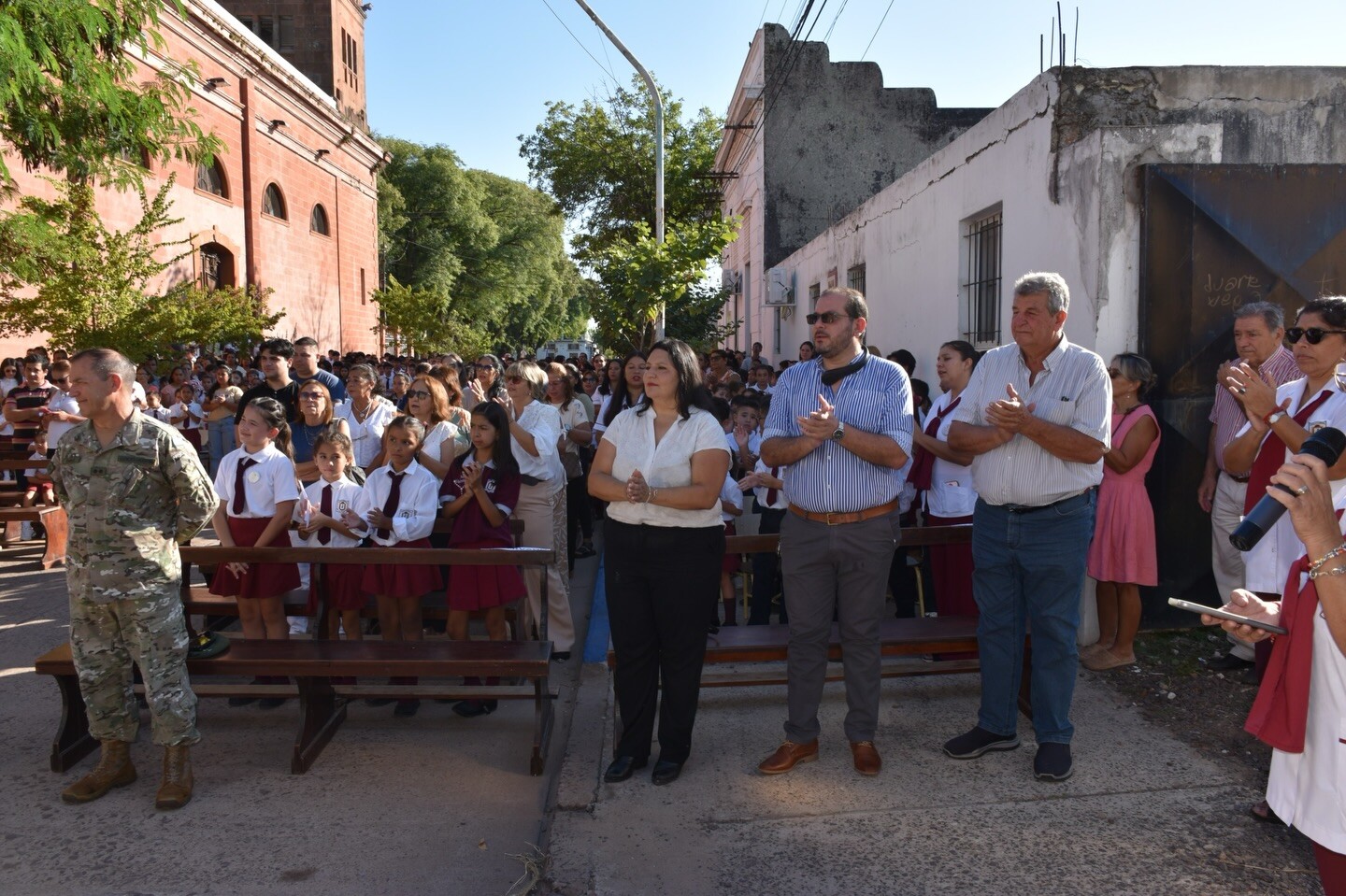 EL CONCEJO DELIBERANTE ACOMPAÑÒ A LA ESCUELA PARROQUIAL EN SUS 63 AÑOS DE VIDA.