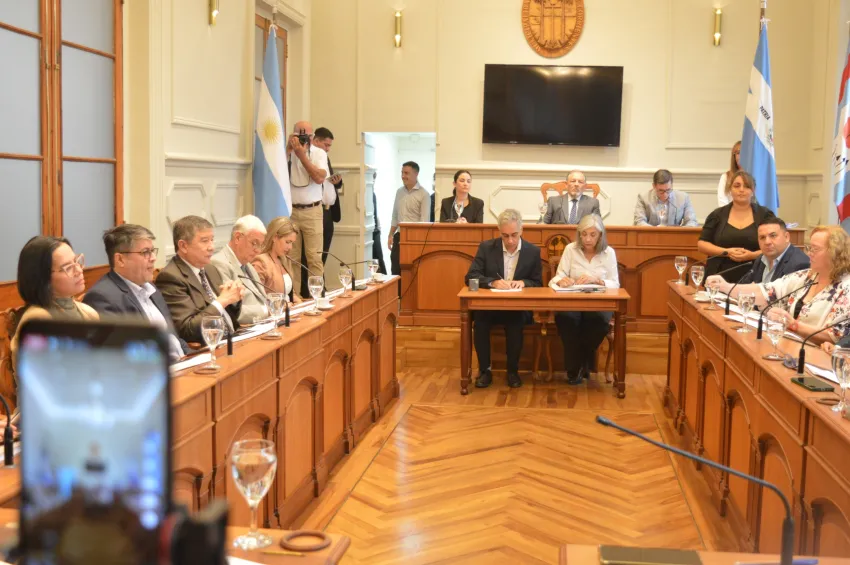CONCEJO.webp El HCD capitalino realizó su novena sesión ordinaria con importantes avances legislativos