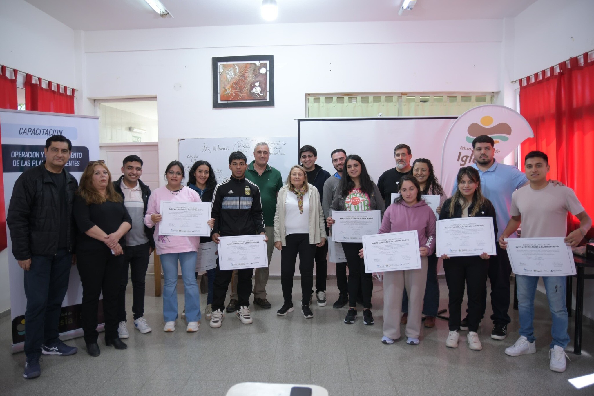 IGLESIA: Entrega de certificados del Curso de “Operación y Mantenimiento de Plantas de Efluentes”