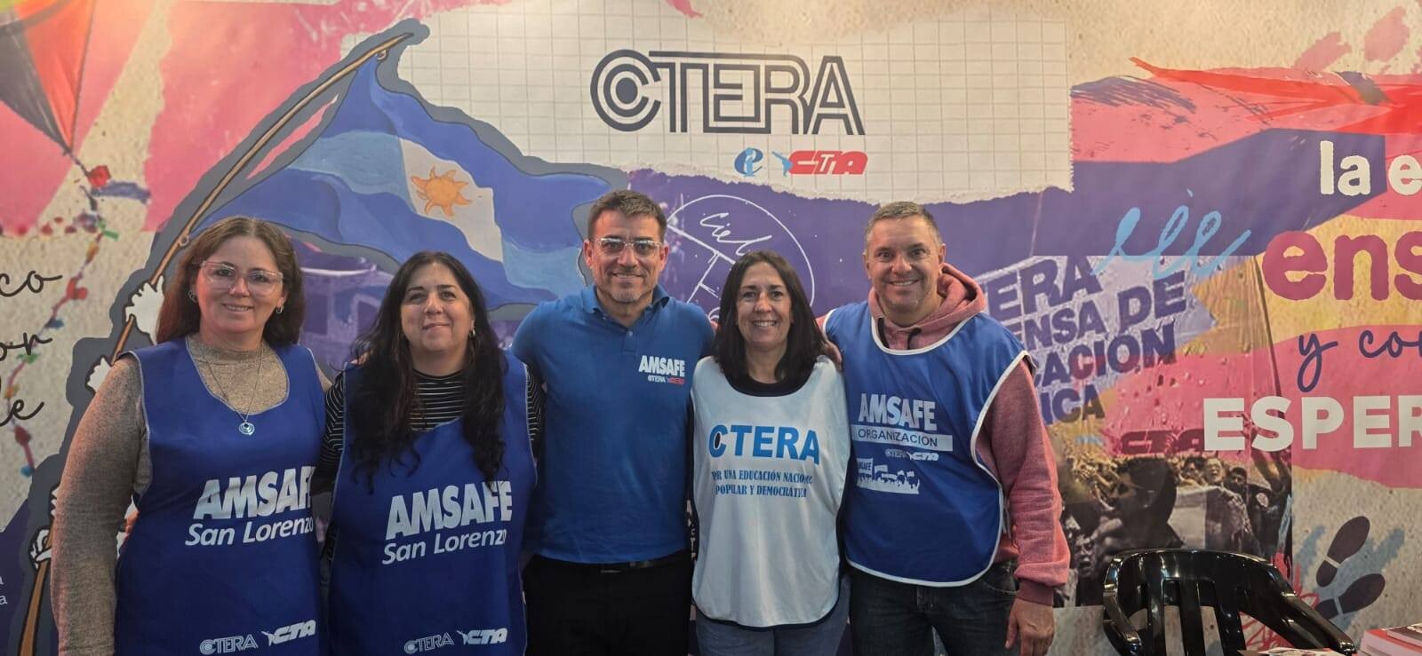 CTERA EN FERIA DEL LIBRO BUENOS AIRES 2.jpg