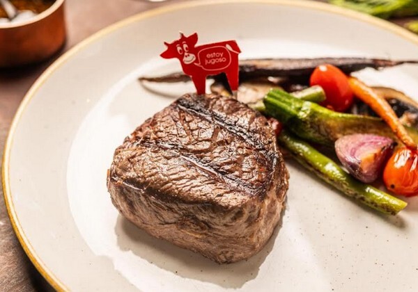 Cabaña Las Lilas ojo de bife.jpg Cabaña Las Lilas: carne premiada mundialmente