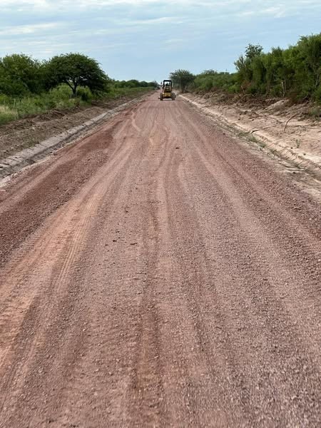 Mejoras en camino rural
