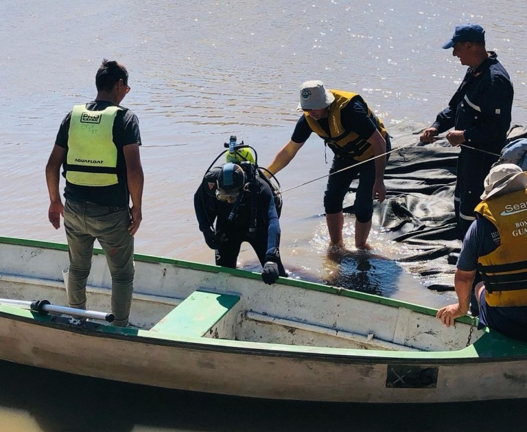 Camozzi-busqueda-en-el-rio-Gualeguay-.jpeg Sin resultados, finalizó el 10° día de búsqueda en el río Gualeguay del joven Maximiliano Camozzi